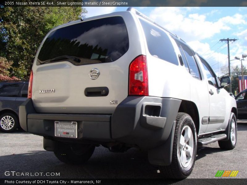 Silver Lightning Metallic / Steel/Graphite 2005 Nissan Xterra SE 4x4