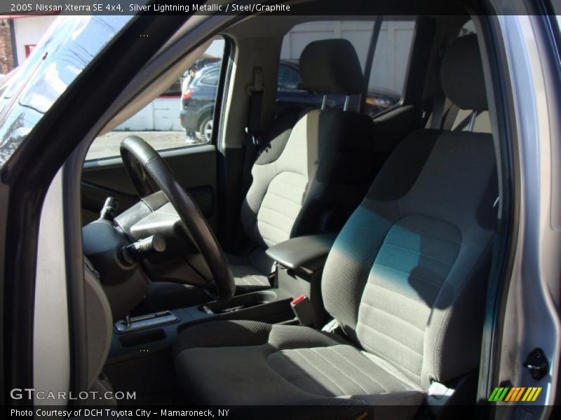 Silver Lightning Metallic / Steel/Graphite 2005 Nissan Xterra SE 4x4