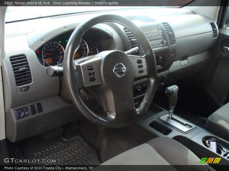 Silver Lightning Metallic / Steel/Graphite 2005 Nissan Xterra SE 4x4