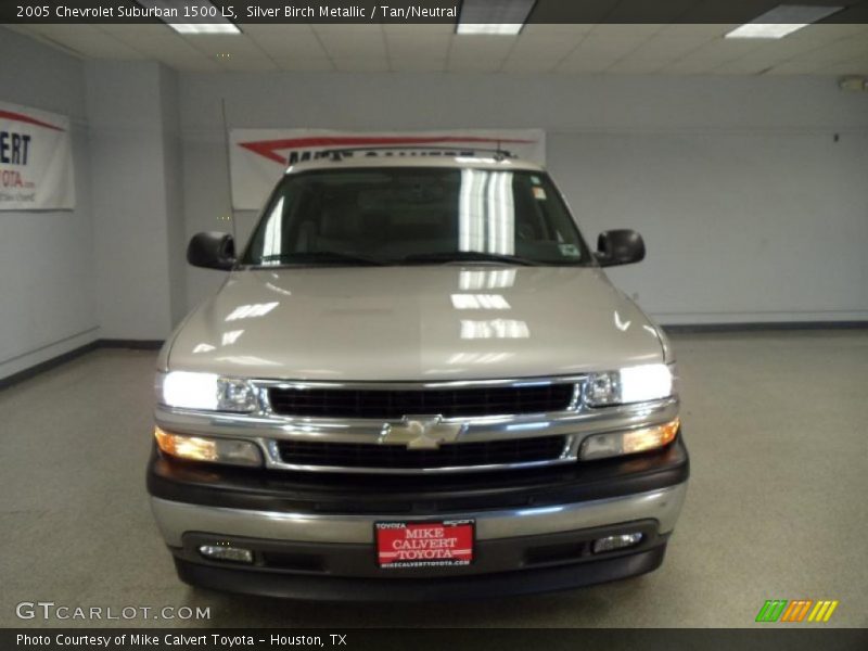 Silver Birch Metallic / Tan/Neutral 2005 Chevrolet Suburban 1500 LS