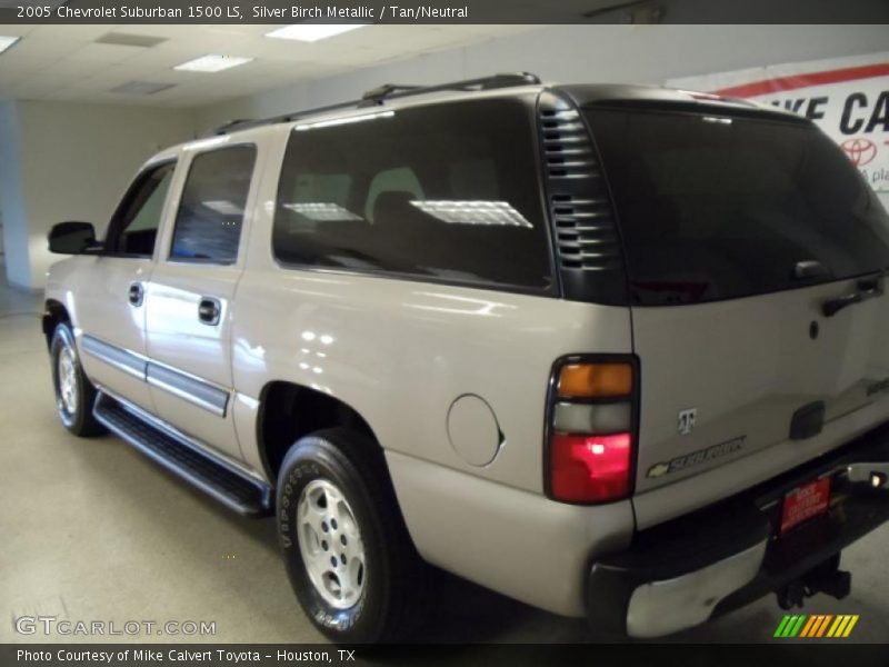 Silver Birch Metallic / Tan/Neutral 2005 Chevrolet Suburban 1500 LS