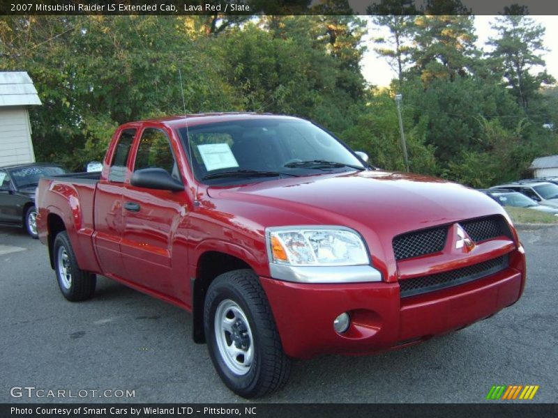 Front 3/4 View of 2007 Raider LS Extended Cab