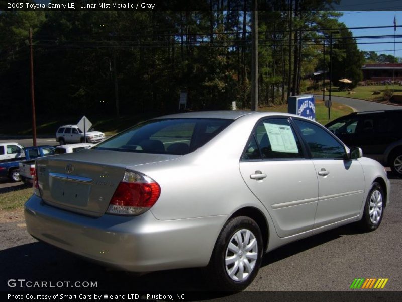 Lunar Mist Metallic / Gray 2005 Toyota Camry LE
