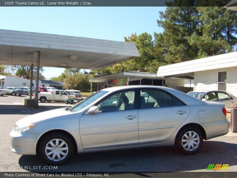 Lunar Mist Metallic / Gray 2005 Toyota Camry LE