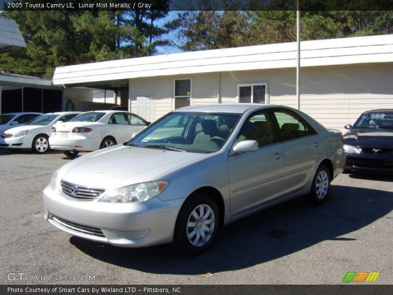 Lunar Mist Metallic / Gray 2005 Toyota Camry LE