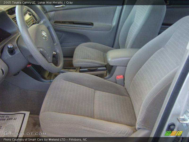 Lunar Mist Metallic / Gray 2005 Toyota Camry LE