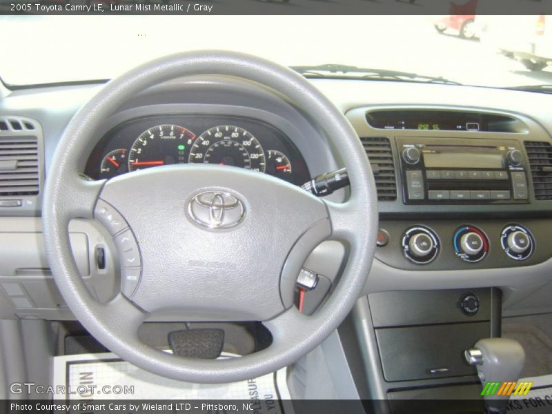 Lunar Mist Metallic / Gray 2005 Toyota Camry LE