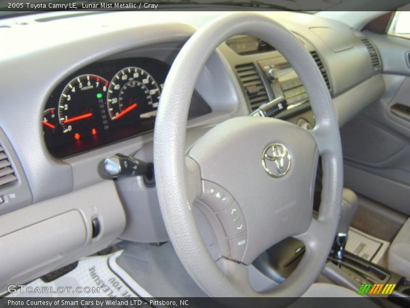 Lunar Mist Metallic / Gray 2005 Toyota Camry LE