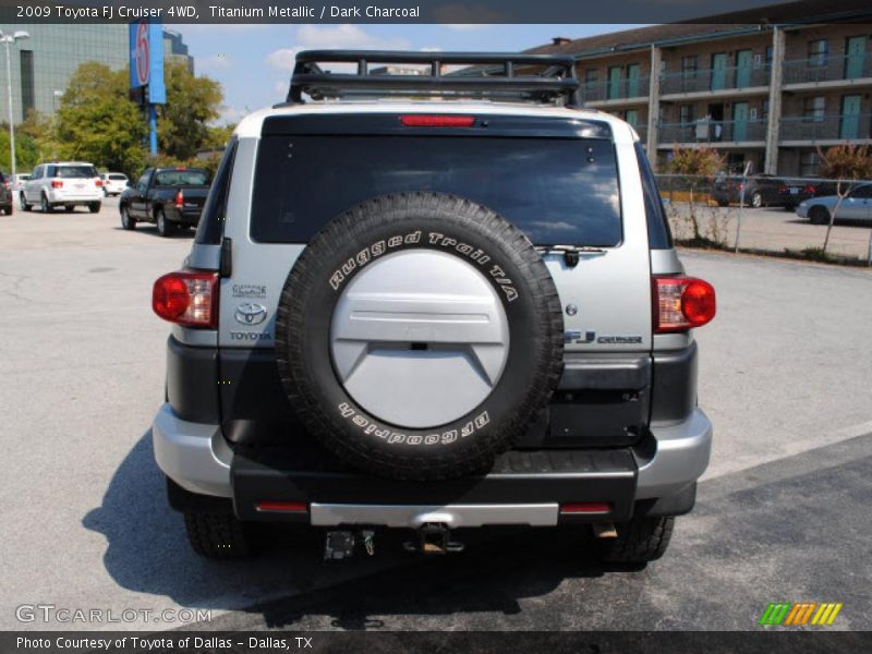 Titanium Metallic / Dark Charcoal 2009 Toyota FJ Cruiser 4WD