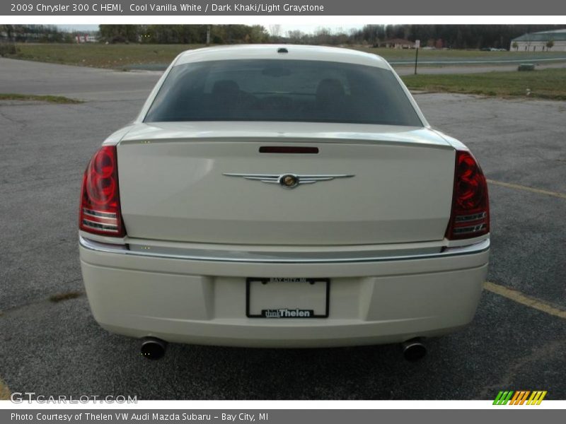 Cool Vanilla White / Dark Khaki/Light Graystone 2009 Chrysler 300 C HEMI
