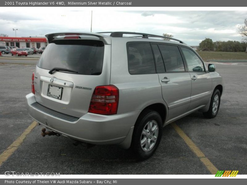 Millennium Silver Metallic / Charcoal 2001 Toyota Highlander V6 4WD
