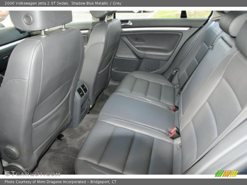  2006 Jetta 2.0T Sedan Grey Interior