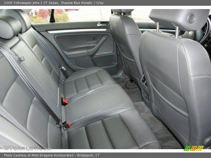  2006 Jetta 2.0T Sedan Grey Interior