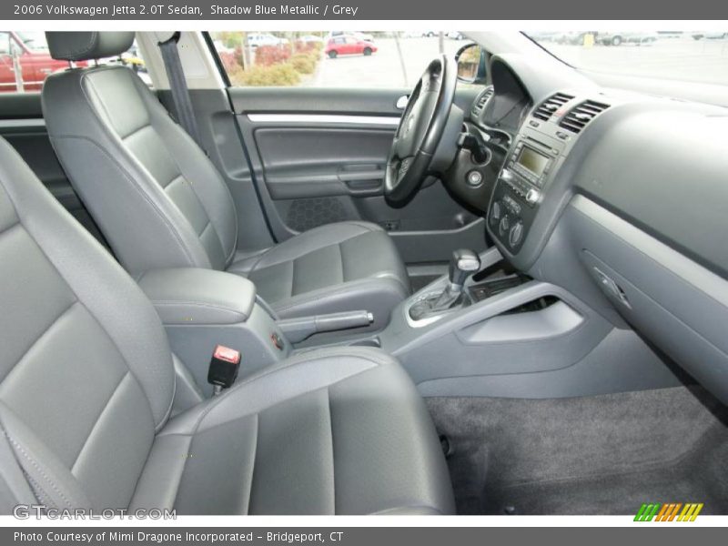 Grey Interior - 2006 Jetta 2.0T Sedan 