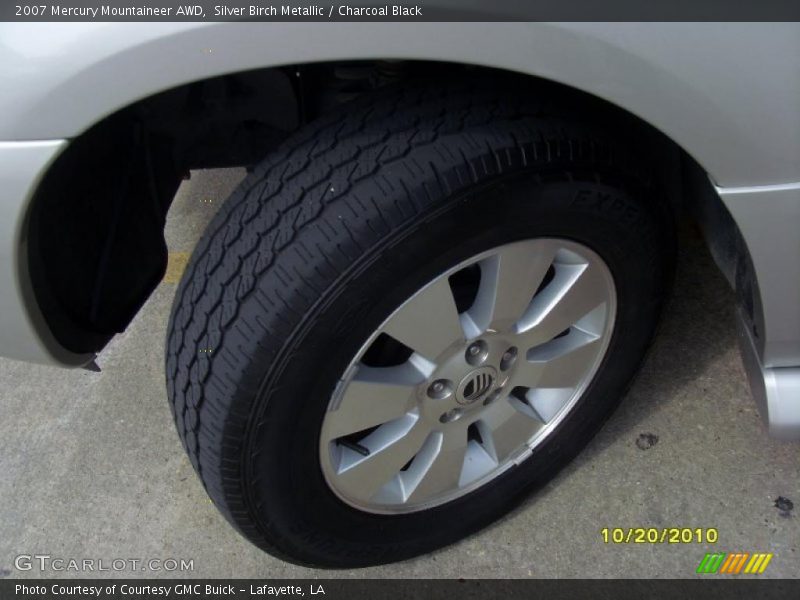 Silver Birch Metallic / Charcoal Black 2007 Mercury Mountaineer AWD