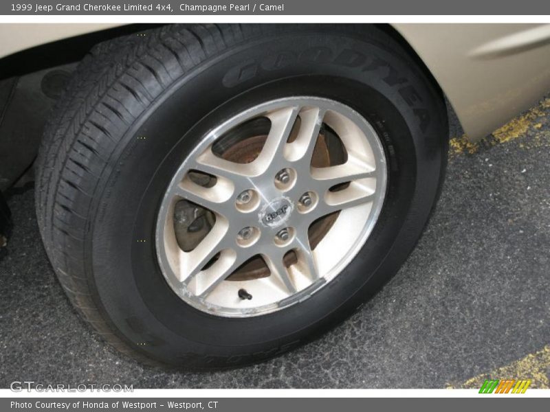  1999 Grand Cherokee Limited 4x4 Wheel