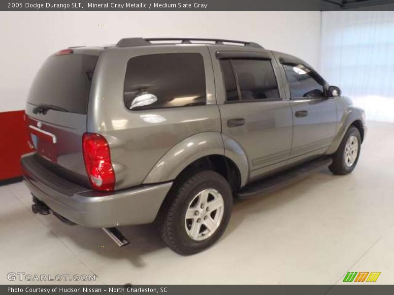 Mineral Gray Metallic / Medium Slate Gray 2005 Dodge Durango SLT