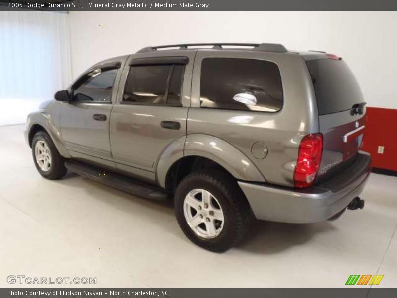 Mineral Gray Metallic / Medium Slate Gray 2005 Dodge Durango SLT