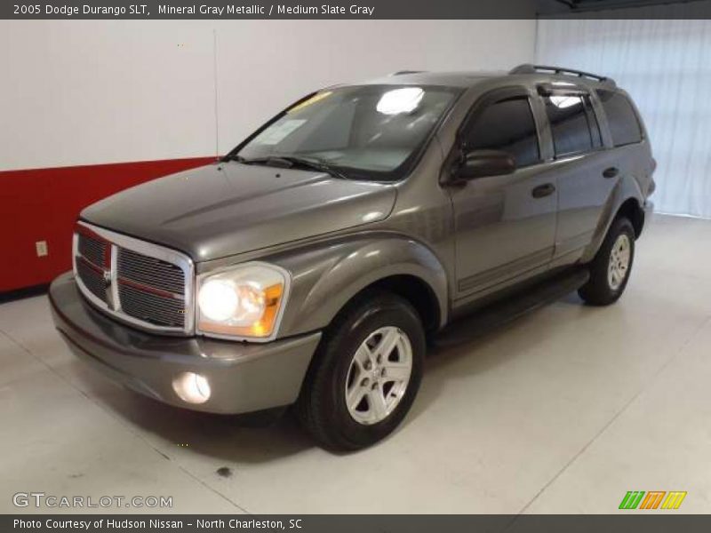 Mineral Gray Metallic / Medium Slate Gray 2005 Dodge Durango SLT