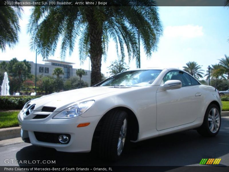 Arctic White / Beige 2010 Mercedes-Benz SLK 300 Roadster