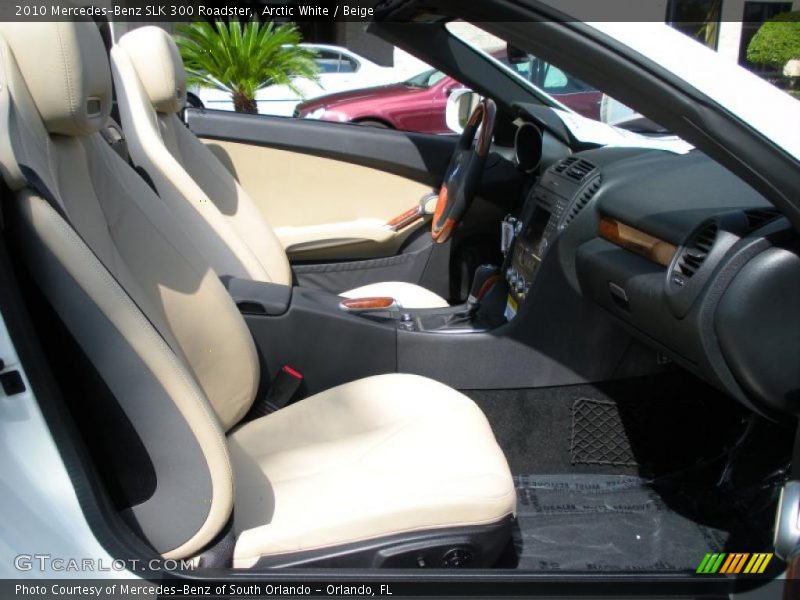 Arctic White / Beige 2010 Mercedes-Benz SLK 300 Roadster
