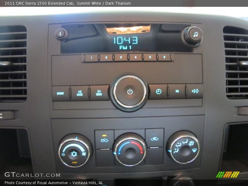 Controls of 2011 Sierra 1500 Extended Cab