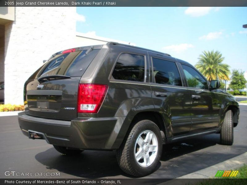 Dark Khaki Pearl / Khaki 2005 Jeep Grand Cherokee Laredo