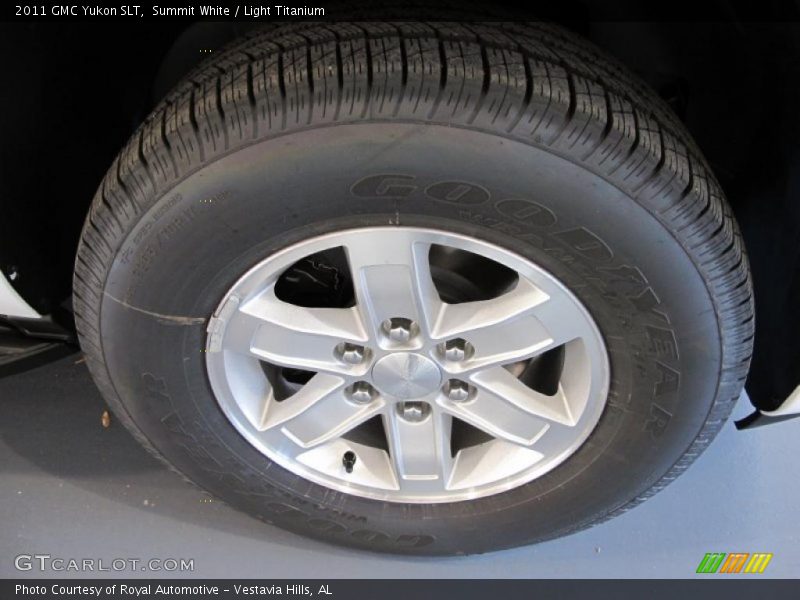  2011 Yukon SLT Wheel