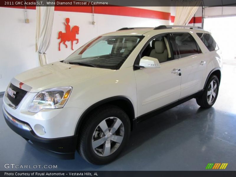 White Diamond Tintcoat / Cashmere 2011 GMC Acadia SLT