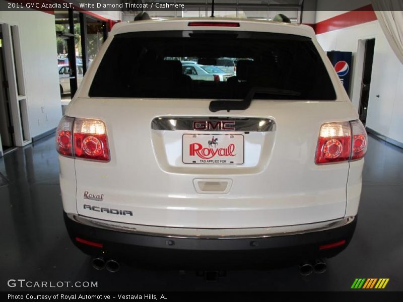 White Diamond Tintcoat / Cashmere 2011 GMC Acadia SLT