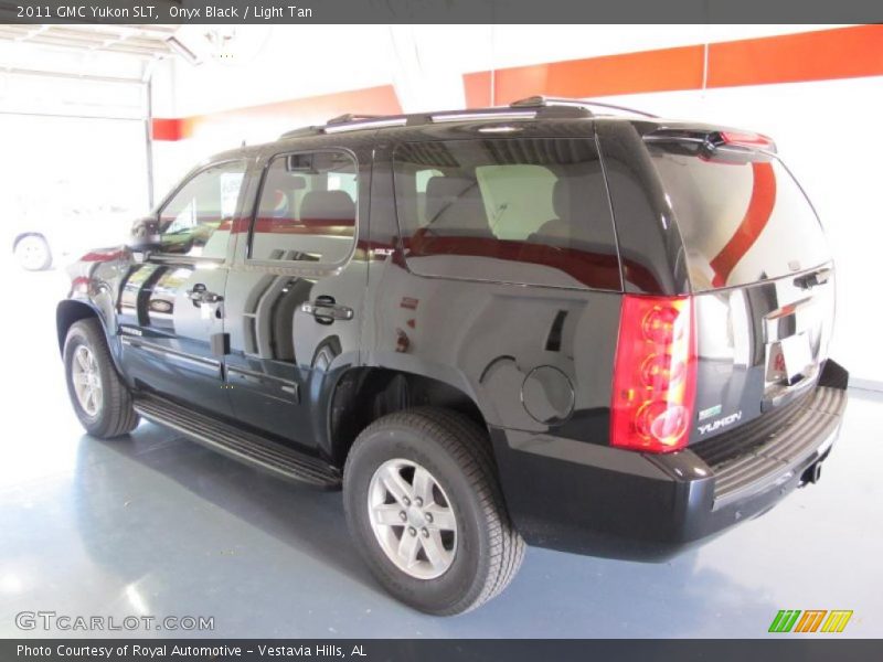 Onyx Black / Light Tan 2011 GMC Yukon SLT