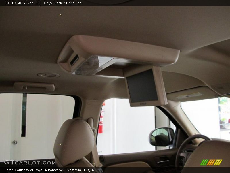 Onyx Black / Light Tan 2011 GMC Yukon SLT