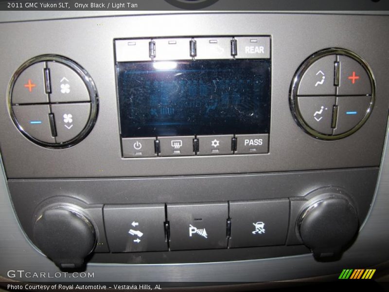 Controls of 2011 Yukon SLT