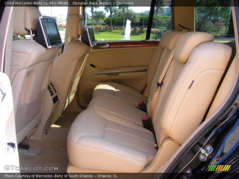  2009 GL 450 4Matic Cashmere Interior
