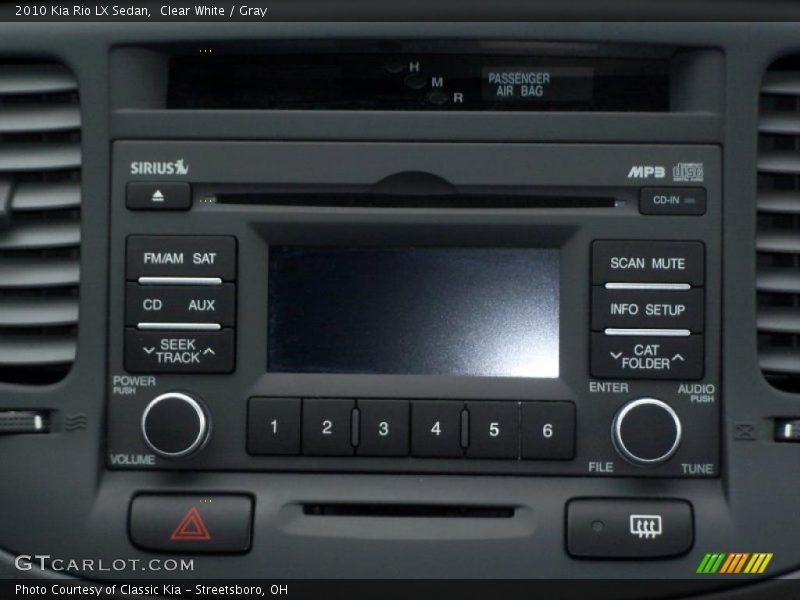 Controls of 2010 Rio LX Sedan