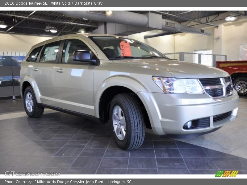 White Gold / Dark Slate Gray 2010 Dodge Journey SE