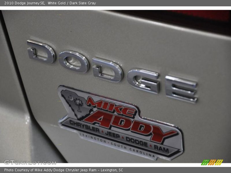 White Gold / Dark Slate Gray 2010 Dodge Journey SE