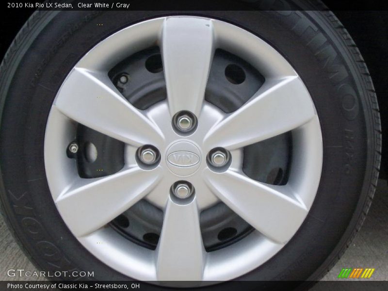  2010 Rio LX Sedan Wheel