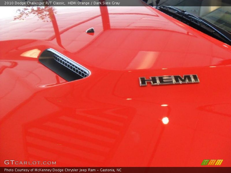  2010 Challenger R/T Classic Logo