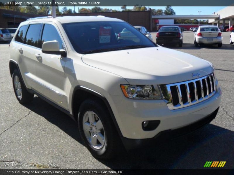 Stone White / Black 2011 Jeep Grand Cherokee Laredo