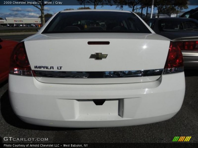 White / Gray 2009 Chevrolet Impala LT