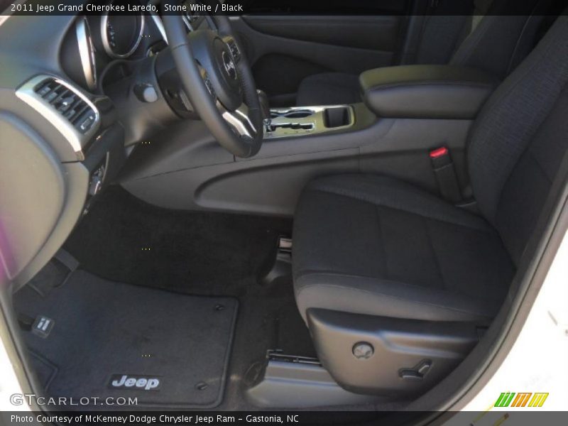 Stone White / Black 2011 Jeep Grand Cherokee Laredo