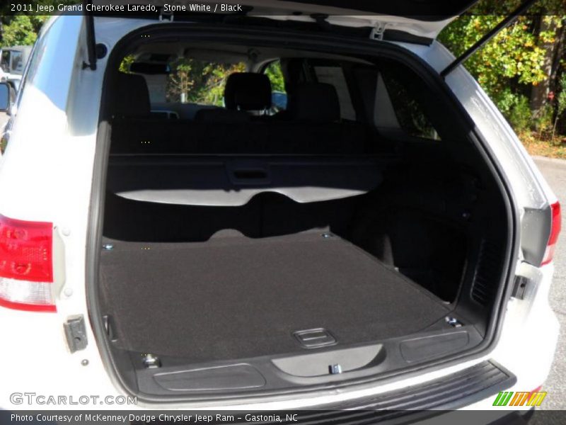 Stone White / Black 2011 Jeep Grand Cherokee Laredo