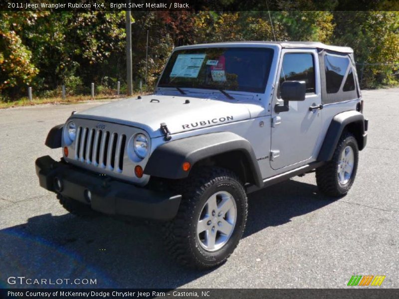 Front 3/4 View of 2011 Wrangler Rubicon 4x4