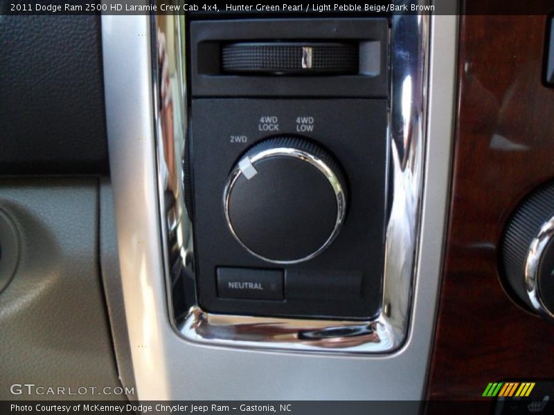 Hunter Green Pearl / Light Pebble Beige/Bark Brown 2011 Dodge Ram 2500 HD Laramie Crew Cab 4x4