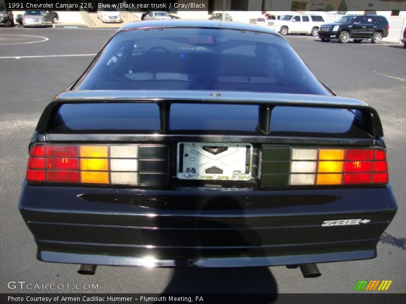 Blue w/Black rear trunk / Gray/Black 1991 Chevrolet Camaro Z28