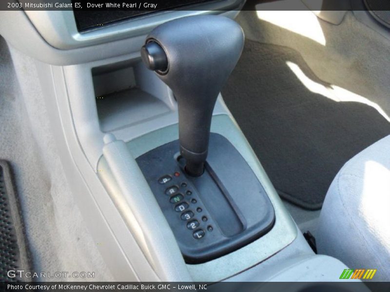 Dover White Pearl / Gray 2003 Mitsubishi Galant ES