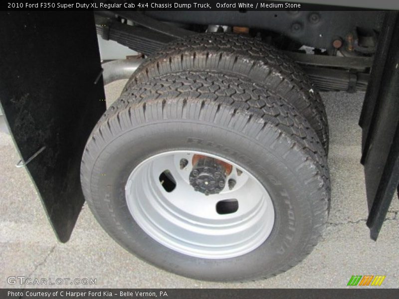 Oxford White / Medium Stone 2010 Ford F350 Super Duty XL Regular Cab 4x4 Chassis Dump Truck