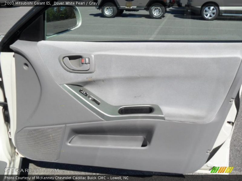 Dover White Pearl / Gray 2003 Mitsubishi Galant ES