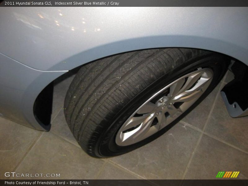 Iridescent Silver Blue Metallic / Gray 2011 Hyundai Sonata GLS